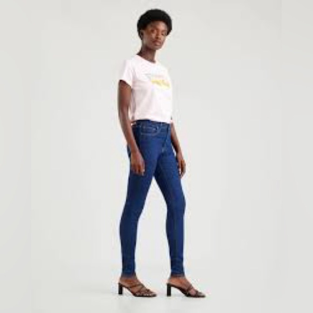 Levi's Premium 720 High Rise Super Skinny Dark Denim Jeans Womens Stylish Sz 30